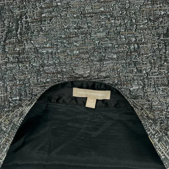 {Banana Republic} Shiny Metallic Taffeta Feel Side Zipper Fully Lined Mini Skirt - Picture 3 of 4